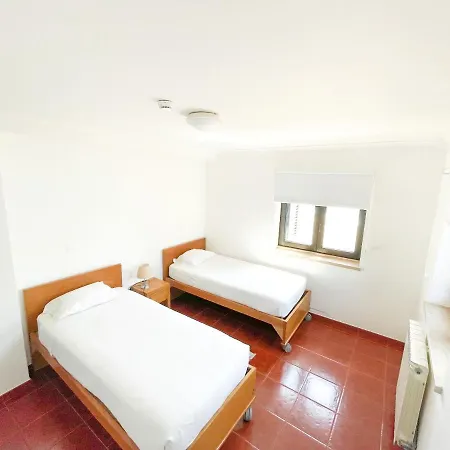 Hi - De Juventude Albergue